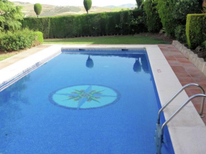 Отель Cozy Villa in Villanueva de la Concepci n with Swimming Pool  Вильдьануева Де Ла Консепсьон